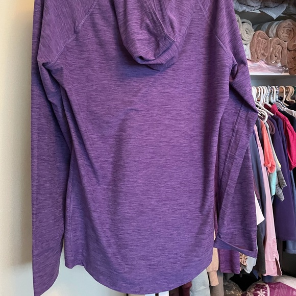 Tuff athletics Purple pullover - Picture 3 of 3